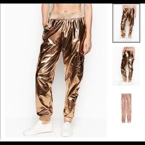 Victoria Secrets Sports metallic jogger